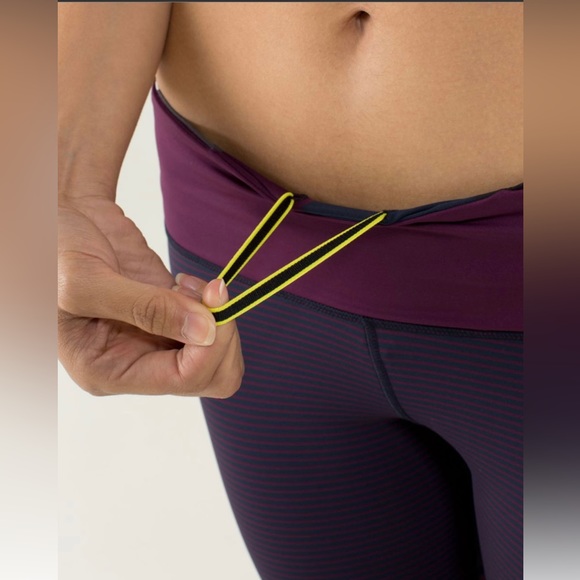 Lululemon Run For Your Life Crop 17”. EUC! Hyper Stripe Plum/Plum Pow Stripe - Picture 7 of 14